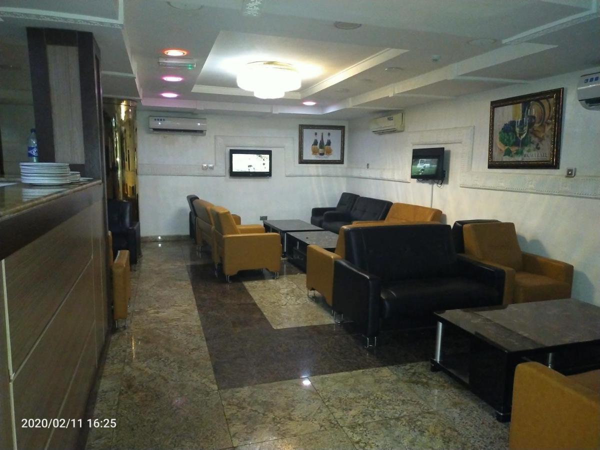 Hotel Immaculate Platinum Abuja Esterno foto