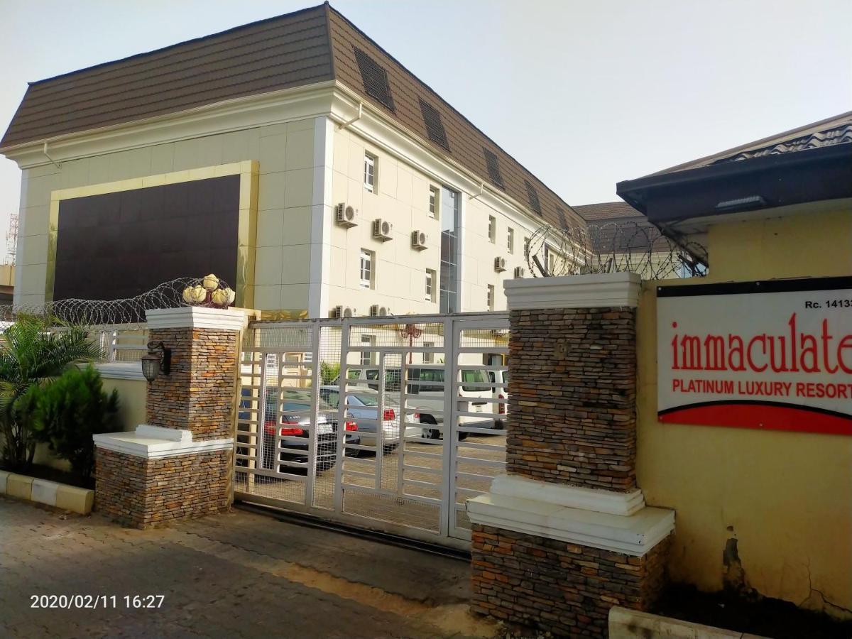 Hotel Immaculate Platinum Abuja Esterno foto