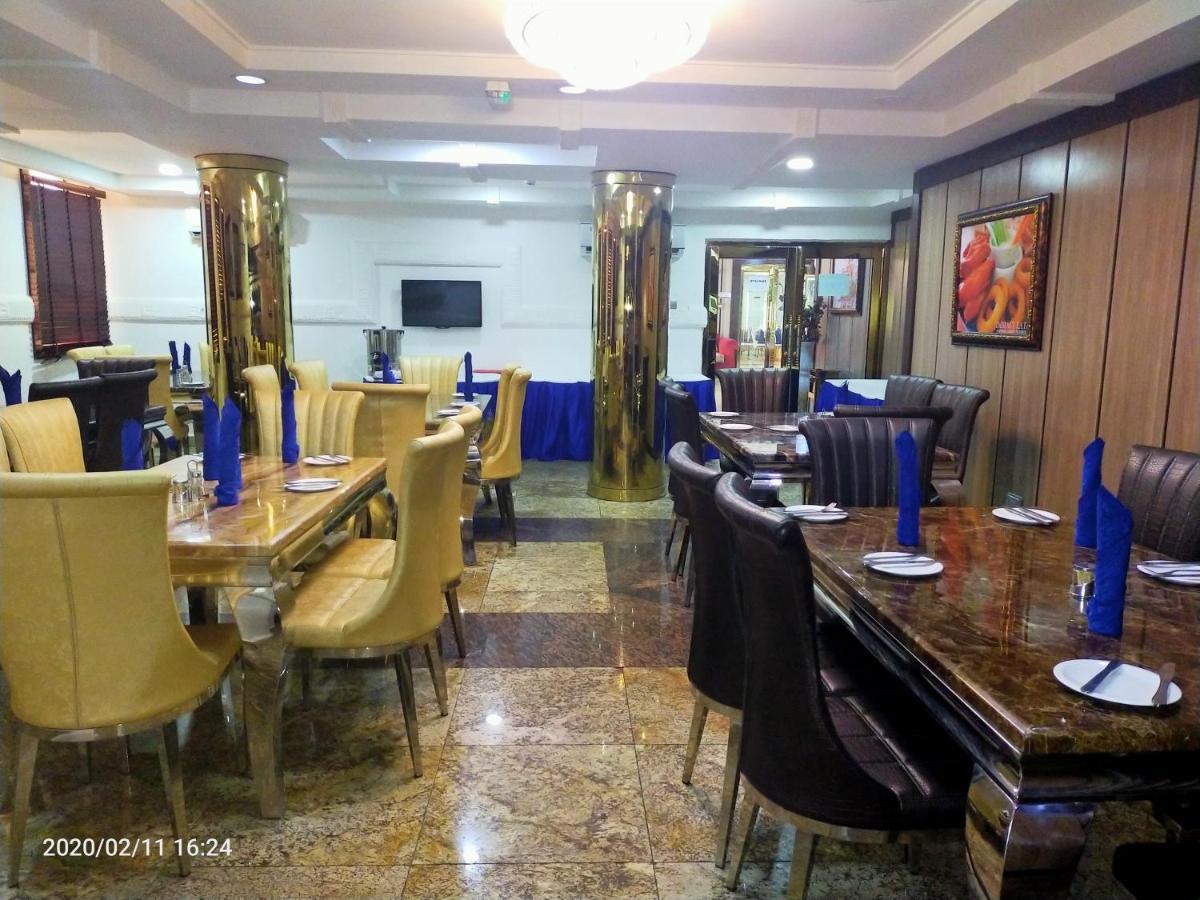 Hotel Immaculate Platinum Abuja Esterno foto